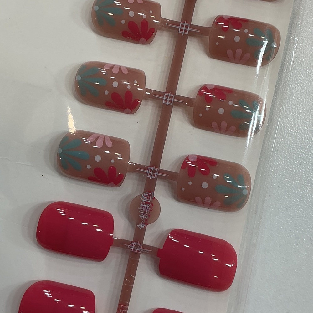 Pink and Gray Press-On Nails